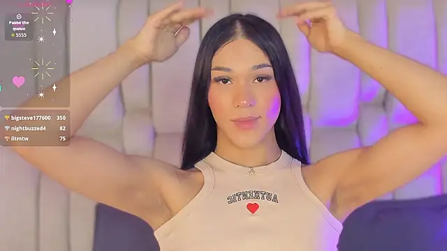 Isa Little Star online show from 03-10-26, 04:06