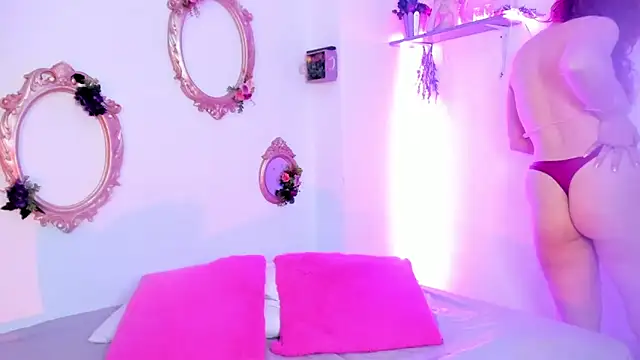 Snapshot of danna_uwu_ chatting on 02-03-25, 06:17 danna uwu online show from 02-03-25, 06:17