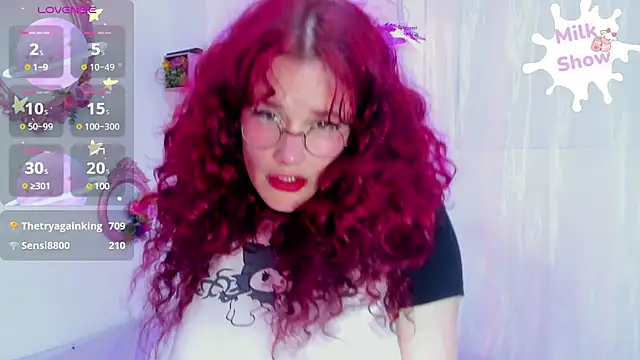 Snapshot of danna_uwu_ chatting on 02-21-25, 12:49 danna uwu online show from 02-21-25, 12:49