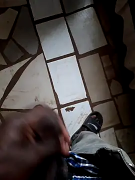 Snapshot of realGsign chatting on 01-06-25, 10:57 realGsign online show from 01-06-25, 10:57