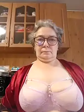 Snapshot of IrinaSweet54 chatting on 11-11-25, 07:19 IrinaSweet54 online show from 11-11-25, 07:19