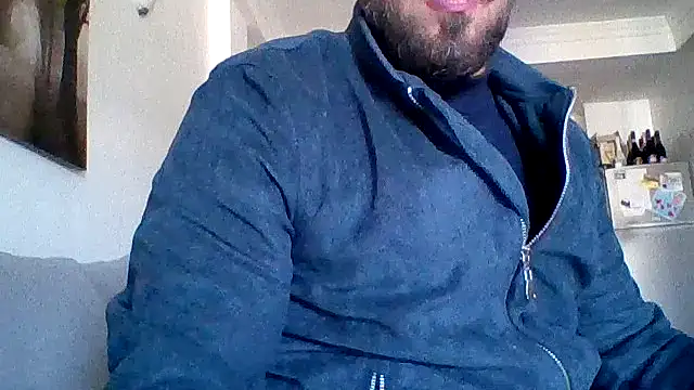 Snapshot of bobotatto chatting on 04-19-26, 06:24 bobotatto online show from 04-19-26, 06:24