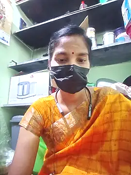 Snapshot of anusiya01 chatting on 01-05-25, 02:41 anusiya01 online show from 01-05-25, 02:41