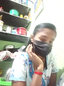 Snapshot of anusiya01 chatting on 01-06-25, 03:51 anusiya01 online show from 01-06-25, 03:51