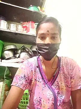 Snapshot of anusiya01 chatting on 01-18-25, 01:29 anusiya01 online show from 01-18-25, 01:29