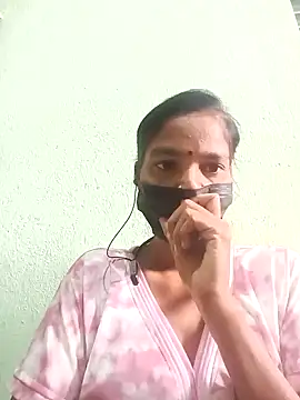 Snapshot of anusiya01 chatting on 01-21-25, 03:37 anusiya01 online show from 01-21-25, 03:37