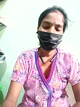 Snapshot of anusiya01 chatting on 02-05-25, 02:19 anusiya01 online show from 02-05-25, 02:19