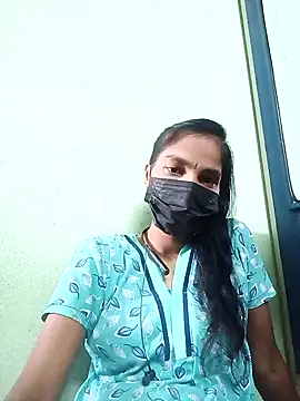 Snapshot of anusiya01 chatting on 02-11-25, 07:54 anusiya01 online show from 02-11-25, 07:54