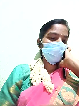 Snapshot of anusiya01 chatting on 10-05-25, 04:49 anusiya01 online show from 10-05-25, 04:49