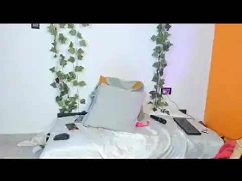 Snapshot of Cataleya19__ chatting on 10-01-25, 10:54 Cataleya19 online show from 10-01-25, 10:54