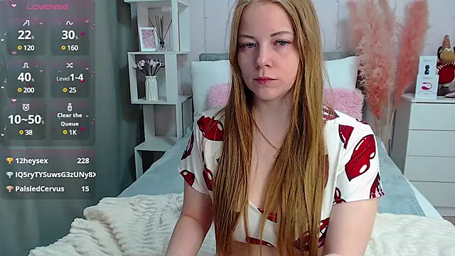 Snapshot of JennyyHot chatting on 01-31-25, 01:56 JennyyHot online show from 01-31-25, 01:56