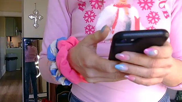 Snapshot of Sexyhottpunani chatting on 05-02-26, 05:29 Sexyhottpunani online show from 05-02-26, 05:29