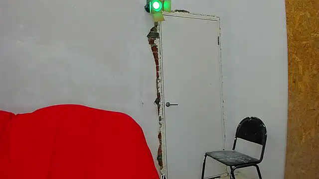 YourSuperModel online show from 01-28-25, 01:16