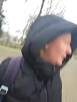 Snapshot of -Schweppes- chatting on 01-21-25, 08:08 -Schweppes- online show from 01-21-25, 08:08