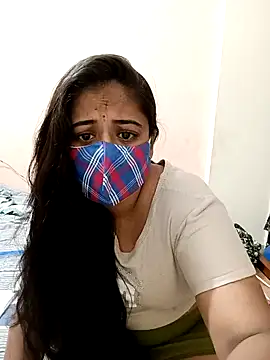 DIZZLING DIVA online show from 12-25-24, 09:22