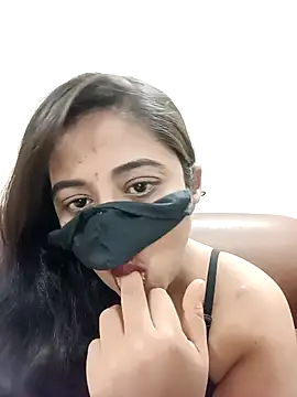 DIZZLING DIVA online show from 01-09-25, 05:00