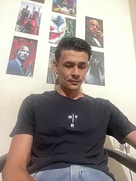 Snapshot of _Killian_ chatting on 04-10-26, 04:28 Killian online show from 04-10-26, 04:28