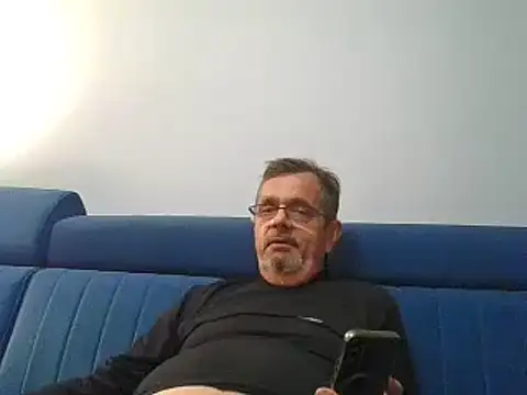 Snapshot of axecoman60 chatting on 02-01-25, 06:08 axecoman60 online show from 02-01-25, 06:08