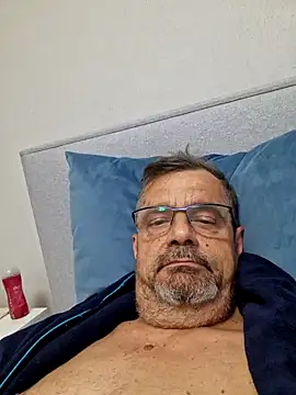 Snapshot of axecoman60 chatting on 02-28-25, 06:09 axecoman60 online show from 02-28-25, 06:09