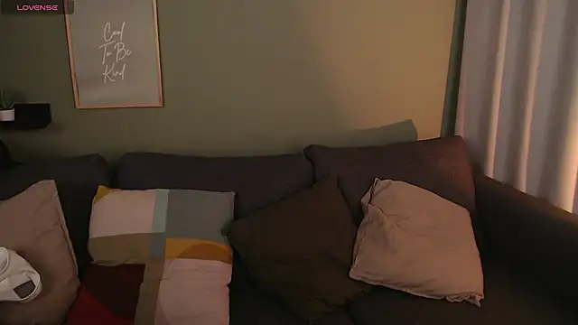 Bellla Haddid online show from 01-29-25, 12:33