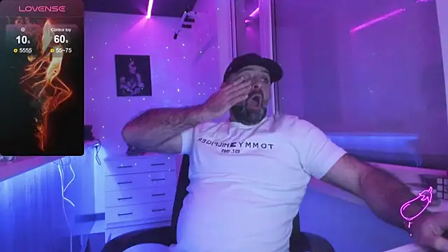 MAGABEAR077 online show from 11-28-25, 04:42