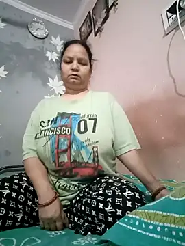 Snapshot of Kavya_kapoor chatting on 02-28-25, 01:37 Kavya kapoor online show from 02-28-25, 01:37