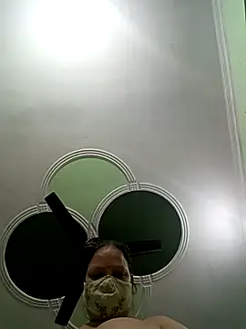 Snapshot of Kavya_kapoor chatting on 03-08-25, 05:49 Kavya kapoor online show from 03-08-25, 05:49