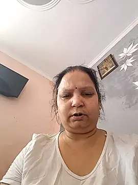 Snapshot of Kavya_kapoor chatting on 03-09-25, 05:11 Kavya kapoor online show from 03-09-25, 05:11