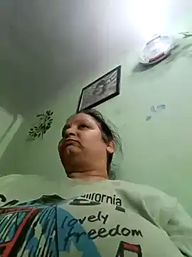 Snapshot of Kavya_kapoor chatting on 03-15-25, 04:10 Kavya kapoor online show from 03-15-25, 04:10