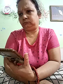 Snapshot of Kavya_kapoor chatting on 03-19-25, 08:23 Kavya kapoor online show from 03-19-25, 08:23