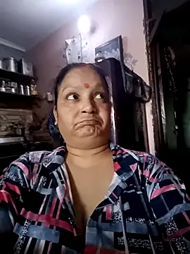 Snapshot of Kavya_kapoor chatting on 09-13-25, 05:07 Kavya kapoor online show from 09-13-25, 05:07