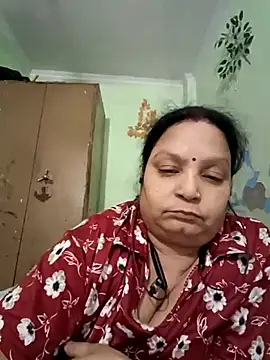 Snapshot of Kavya_kapoor chatting on 10-06-25, 05:43 Kavya kapoor online show from 10-06-25, 05:43