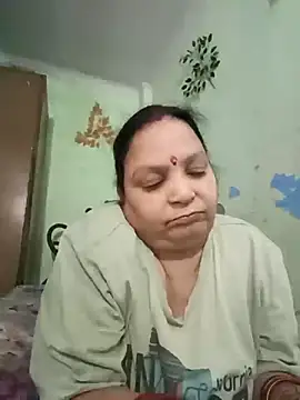 Snapshot of Kavya_kapoor chatting on 10-14-25, 07:31 Kavya kapoor online show from 10-14-25, 07:31