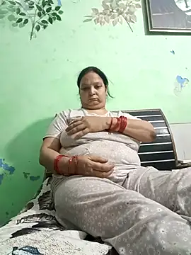 Snapshot of Kavya_kapoor chatting on 10-21-25, 05:24 Kavya kapoor online show from 10-21-25, 05:24