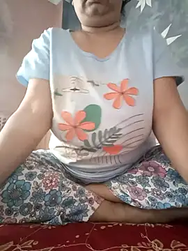 Snapshot of Kavya_kapoor chatting on 10-23-25, 02:44 Kavya kapoor online show from 10-23-25, 02:44