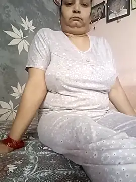 Snapshot of Kavya_kapoor chatting on 11-02-25, 05:32 Kavya kapoor online show from 11-02-25, 05:32