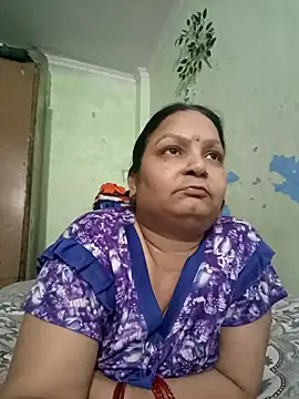 Snapshot of Kavya_kapoor chatting on 11-20-25, 04:29 Kavya kapoor online show from 11-20-25, 04:29