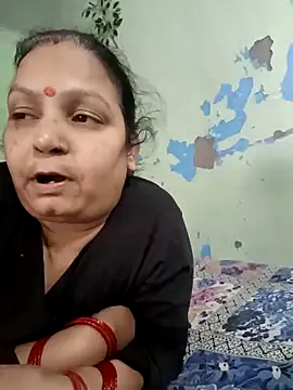 Snapshot of Kavya_kapoor chatting on 11-29-25, 08:17 Kavya kapoor online show from 11-29-25, 08:17