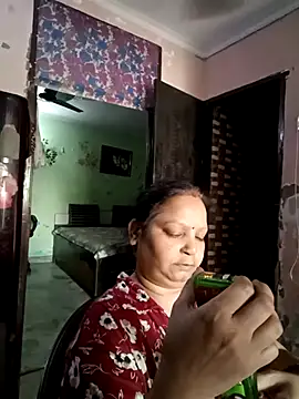 Kavya kapoor online show from 04-19-26, 02:11