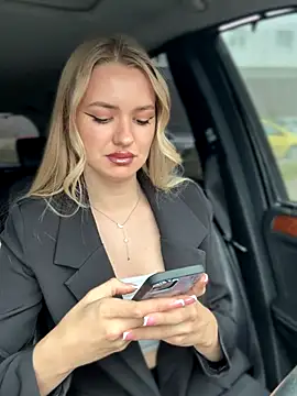 Devill Angel  online show from 10-25-25, 09:17