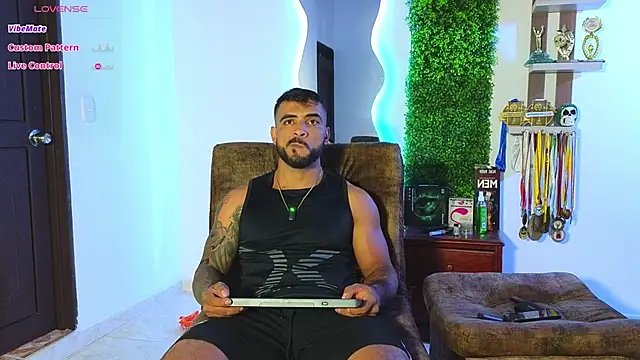 ERIC HARRISON online show from 01-18-25, 01:08