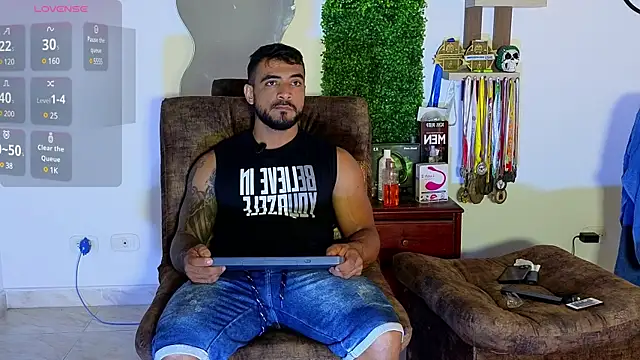 ERIC HARRISON online show from 03-08-25, 01:25