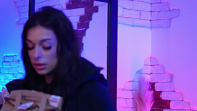 AngelinaCapri online show from 02-03-25, 01:30