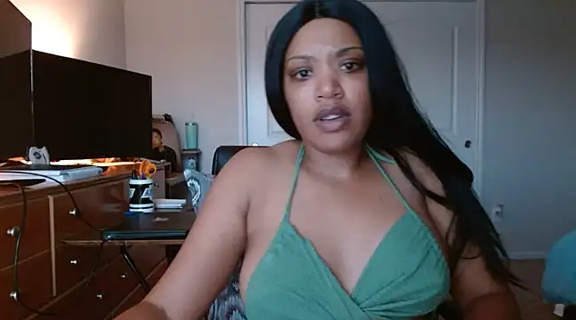 thekelliecapri online show from 12-09-24, 11:24