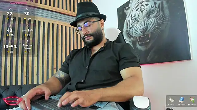 Luke  09 online show from 03-04-25, 01:28