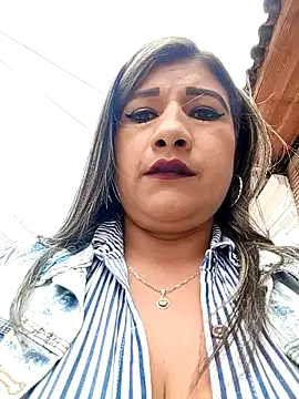 Snapshot of Hannahcandyy chatting on 02-08-25, 07:16 Hannahcandyy online show from 02-08-25, 07:16