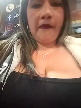 Snapshot of Hannahcandyy chatting on 02-17-25, 11:20 Hannahcandyy online show from 02-17-25, 11:20