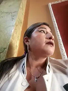 Snapshot of Hannahcandyy chatting on 02-20-25, 08:47 Hannahcandyy online show from 02-20-25, 08:47