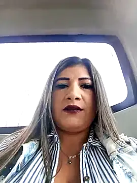 Snapshot of Hannahcandyy chatting on 03-07-25, 02:01 Hannahcandyy online show from 03-07-25, 02:01