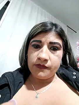 Snapshot of Hannahcandyy chatting on 03-13-25, 02:16 Hannahcandyy online show from 03-13-25, 02:16